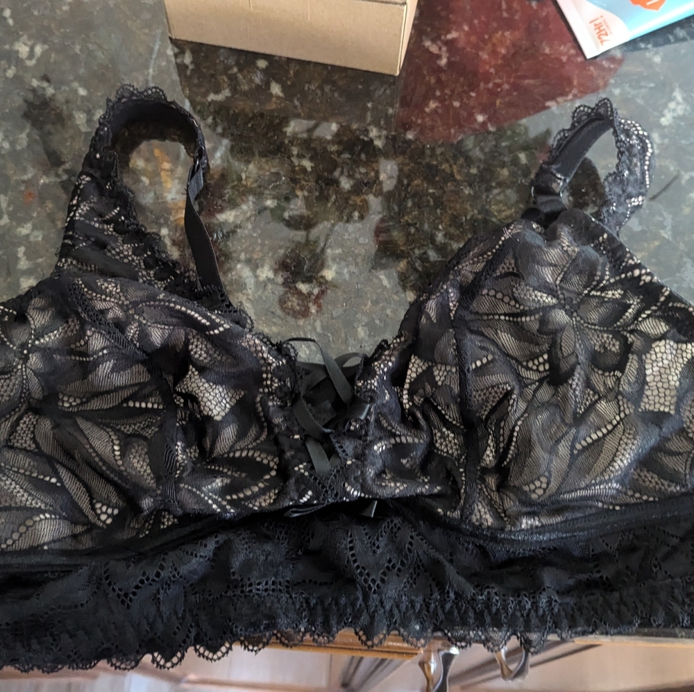 Black Bra